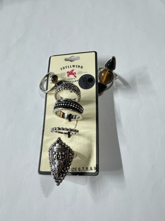 Idyllwind Jewelry - Idyllwind Silver-Tone Boho Stackable Ring Set with Brown Stone